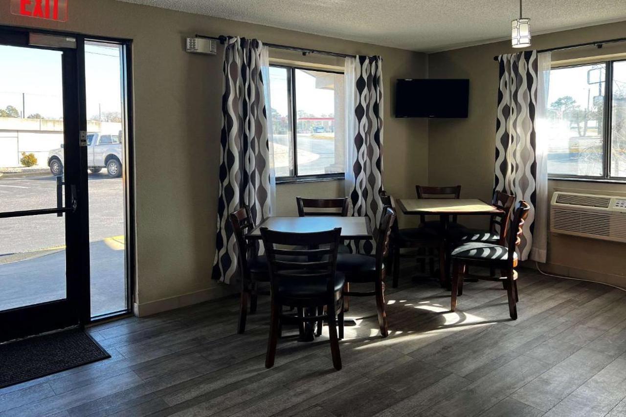 Econo Lodge Spring Lake Extérieur photo