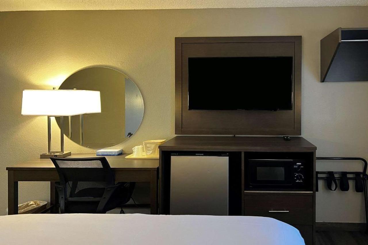 Econo Lodge Spring Lake Extérieur photo